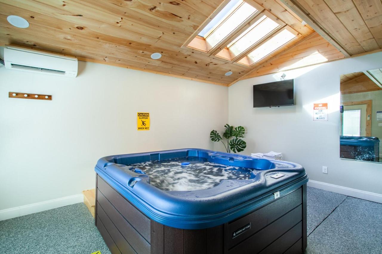 Mountain Breeze Private Pool Hot Tub Games Vila Sevierville Exterior foto